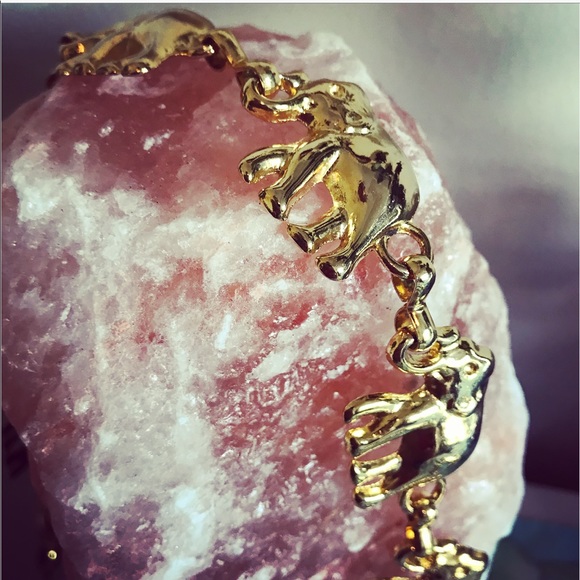 Vintage gold elephant belt - Picture 1 of 5